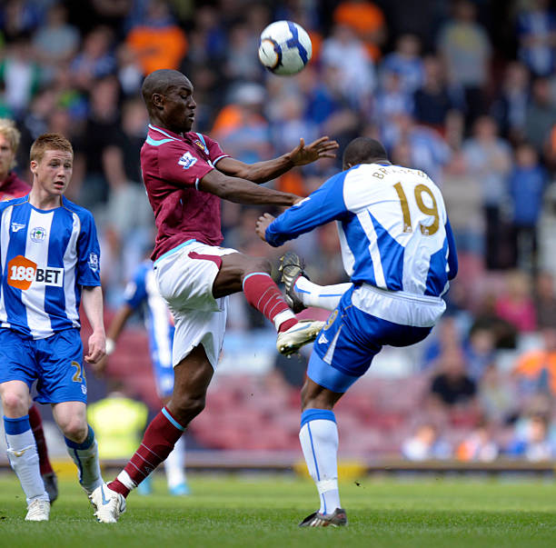 军使他进一 军使他进一