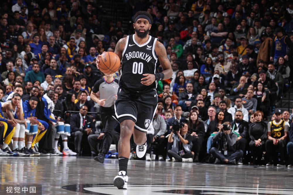 经验丰富的 经验丰富的